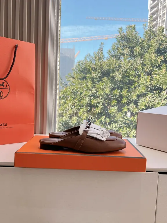 Hermes Shoe 